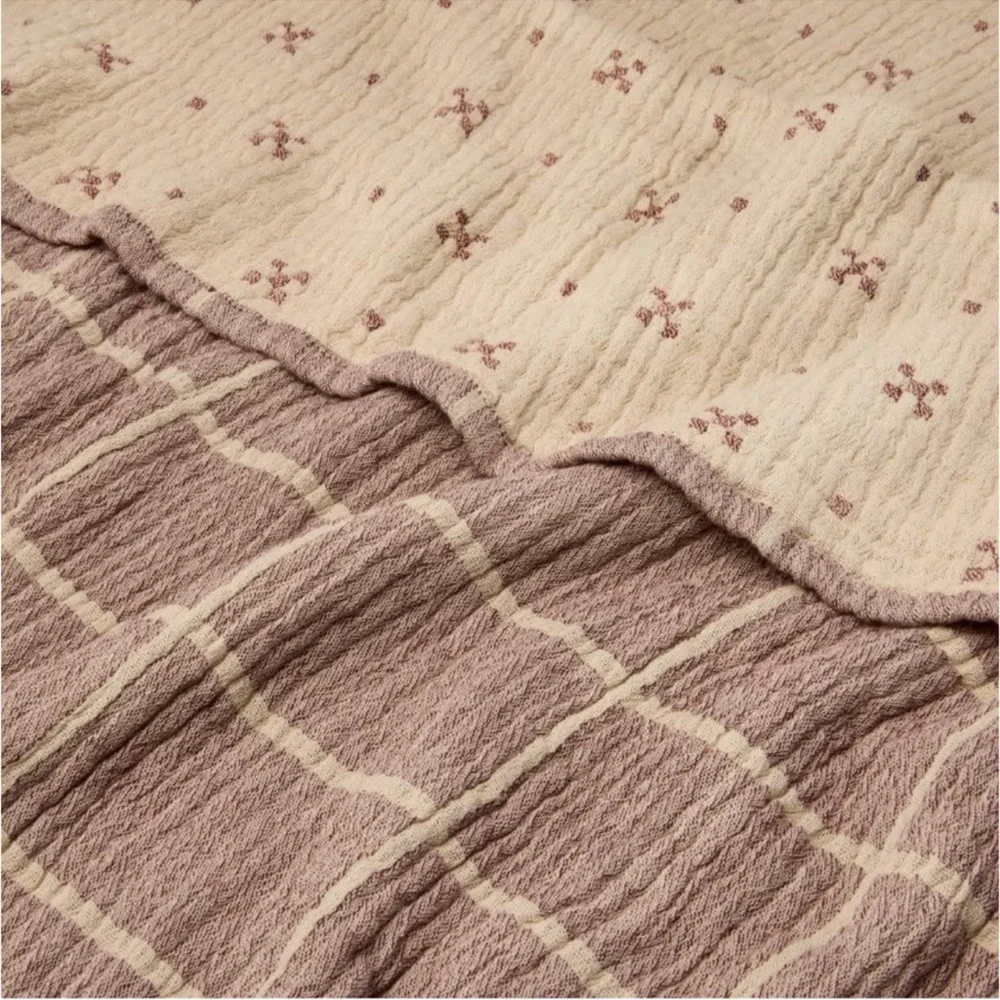Hearth & Hand Magnolia Grid Matelassé Throw Blanket Burgundy/ Beige -